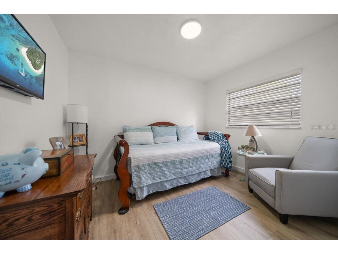 3290 70th Avenue N Saint Petersburg FL 33702 TB8421472 image14