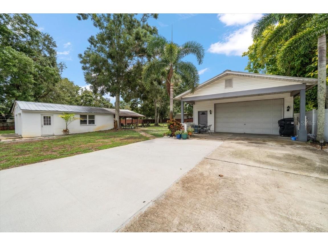 3290 70th Avenue N Saint Petersburg FL 33702 TB8421472 image21