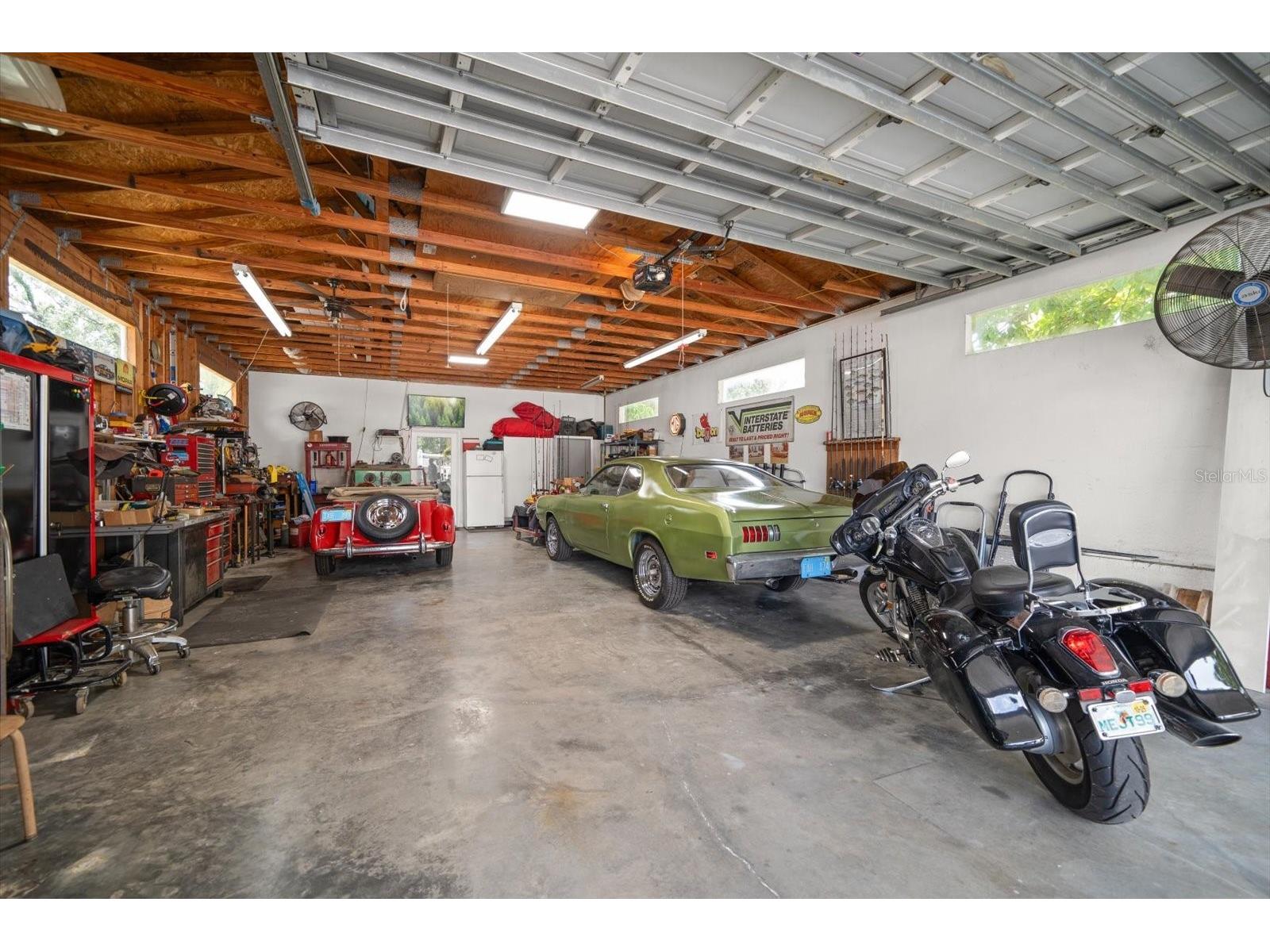 3290 70th Avenue N Saint Petersburg FL 33702 TB8502824 image23