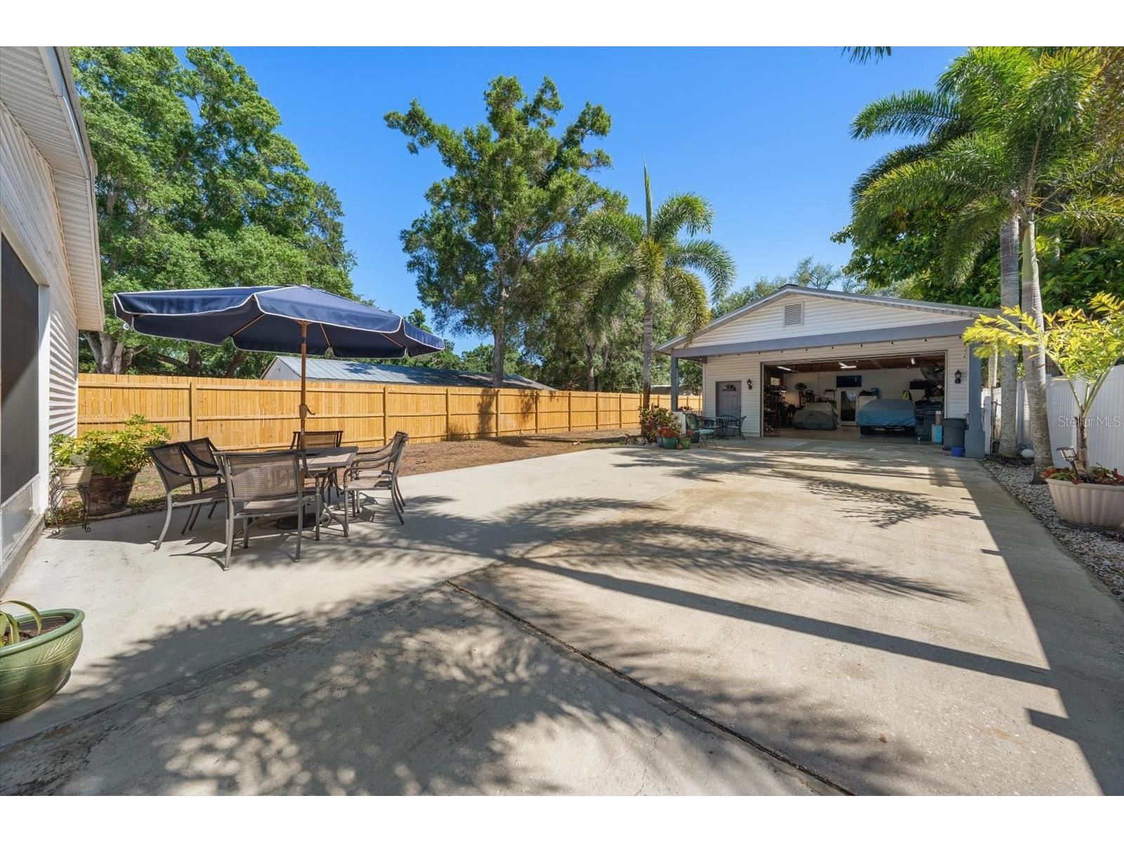 3290 70th Avenue N Saint Petersburg FL 33702 TB8502824 image27