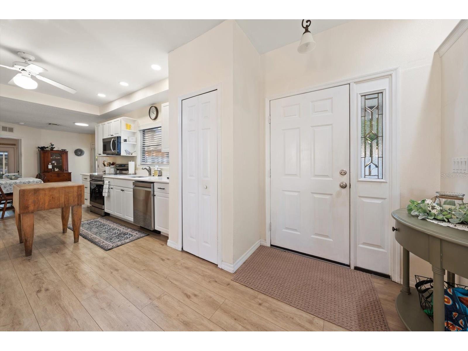 3290 70th Avenue N Saint Petersburg FL 33702 TB8502824 image4