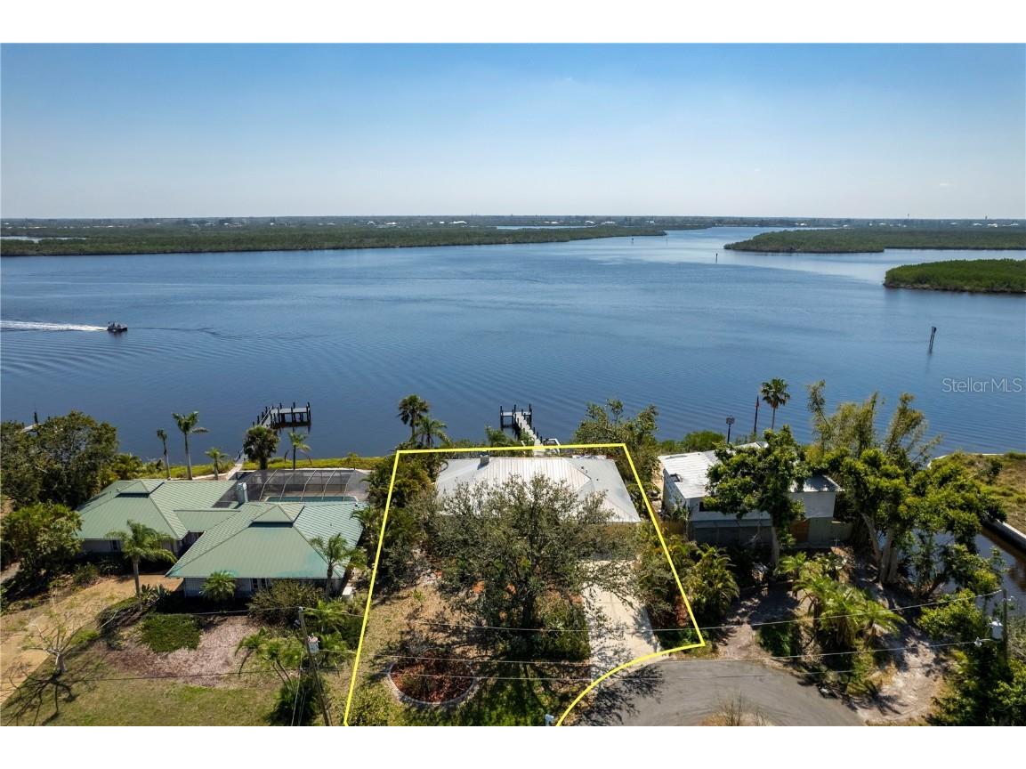 3290 Peace River Drive Punta Gorda FL 33983 - PEACE RIVER C7472345 image1