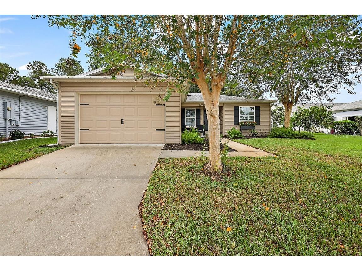 32904 Enchanted Oaks Lane Leesburg FL 34748 TB8332233 image1