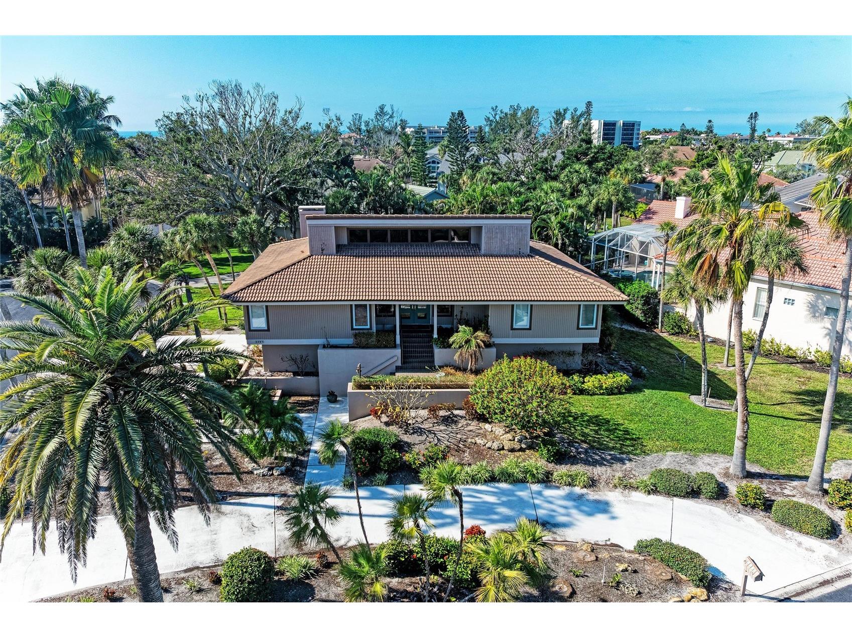 3291 Bayou Road Longboat Key FL 34228 A4677615 image1