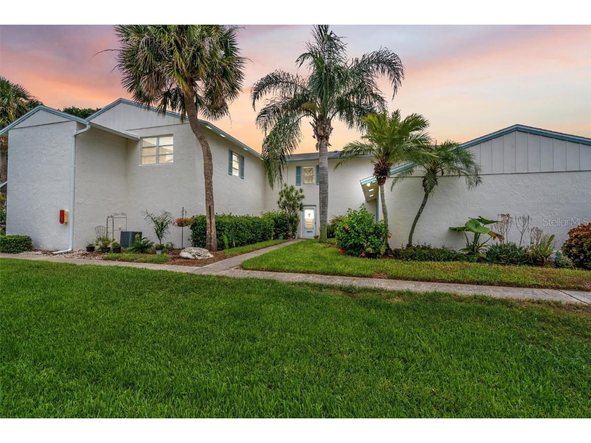 3292 39th Street S #B Saint Petersburg FL 33711 O6127440 image1