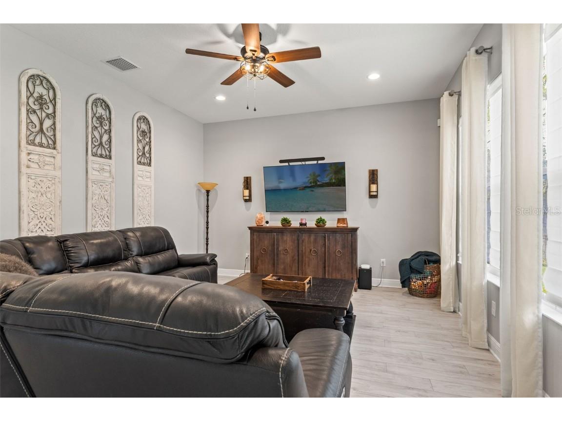 32924 Estate Garden Drive Wesley Chapel FL 33545 TB8413308 image39