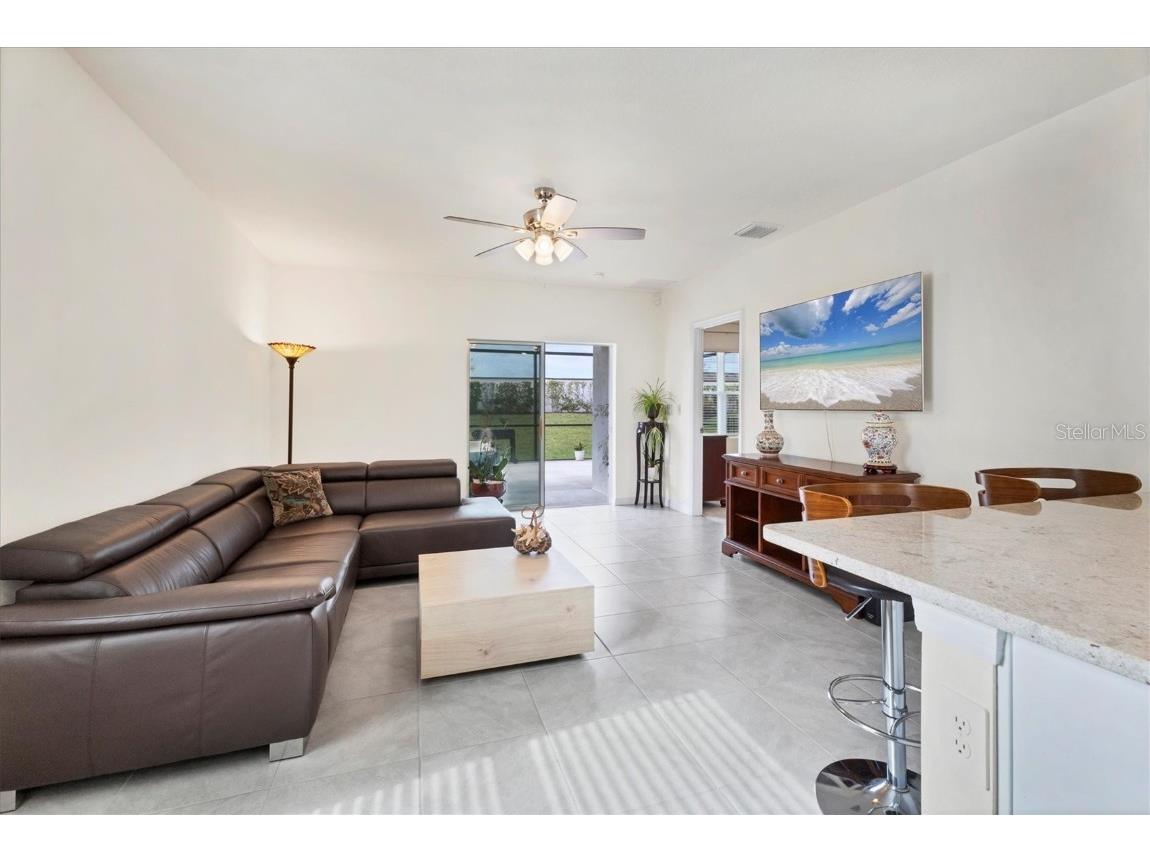 3293 Hilltop Circle Bradenton FL 34211 A4673382 image6