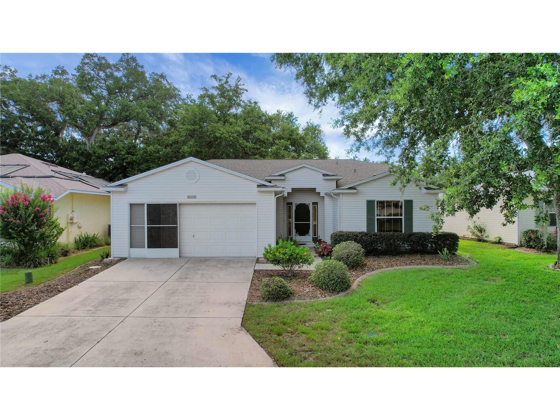 32942 Rambling Oaks Court Leesburg FL 34748 G5099019 image1