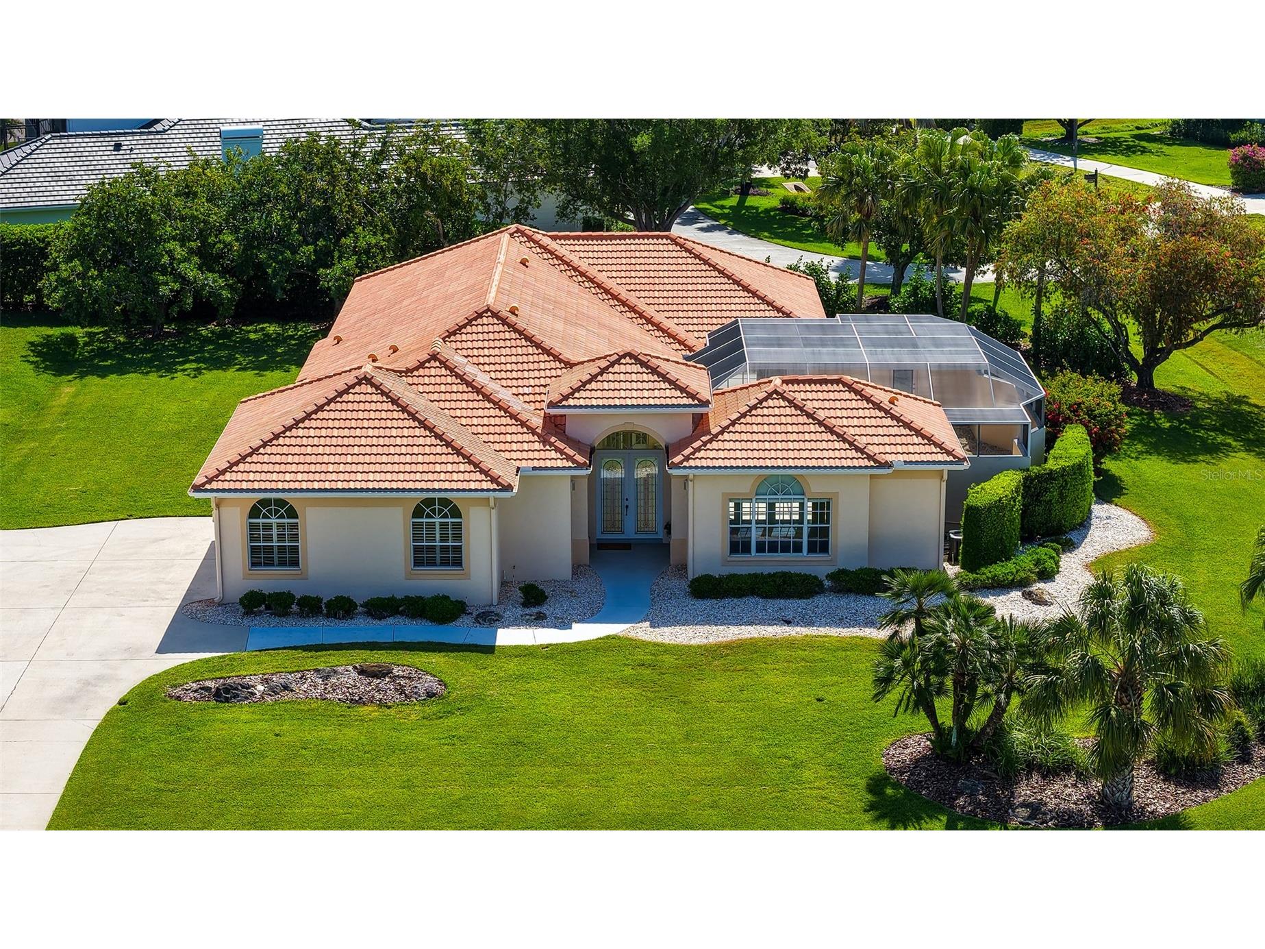 3295 Alex Findlay Place Sarasota FL 34240 A4690562 image2