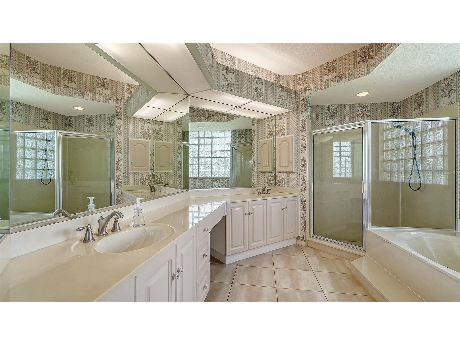 3295 Alex Findlay Place Sarasota FL 34240 A4690562 image23