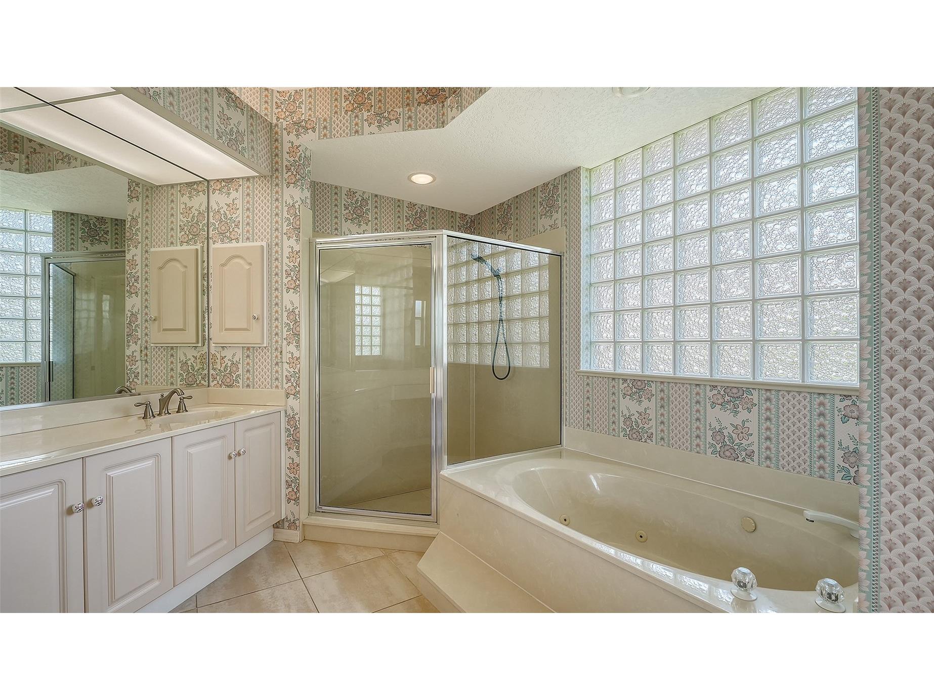 3295 Alex Findlay Place Sarasota FL 34240 A4690562 image24