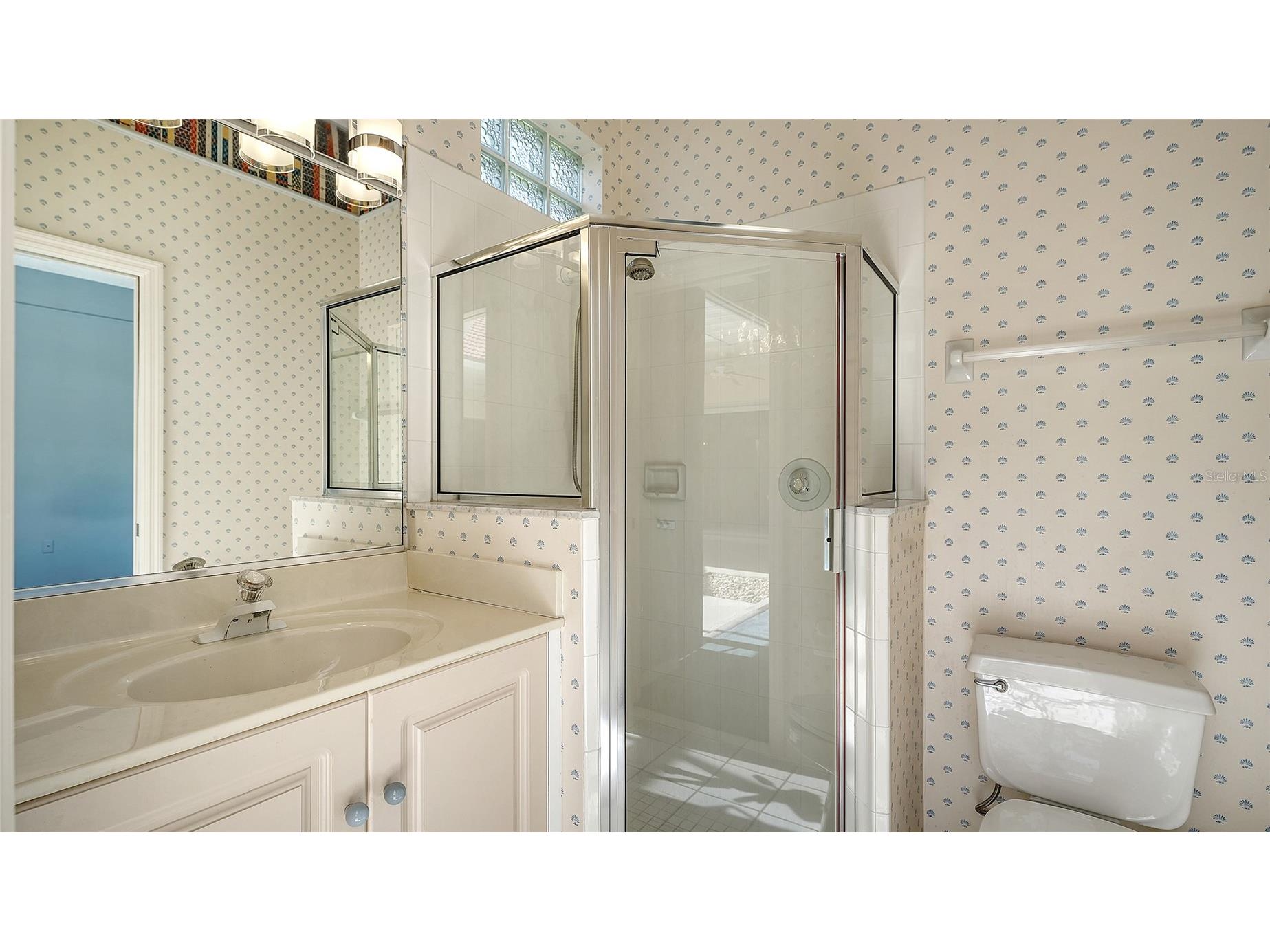 3295 Alex Findlay Place Sarasota FL 34240 A4690562 image35