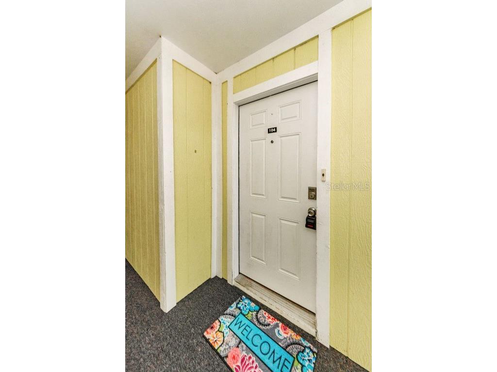 3295 Fox Chase Circle N #104 Palm Harbor FL 34683 TB8426115 image4