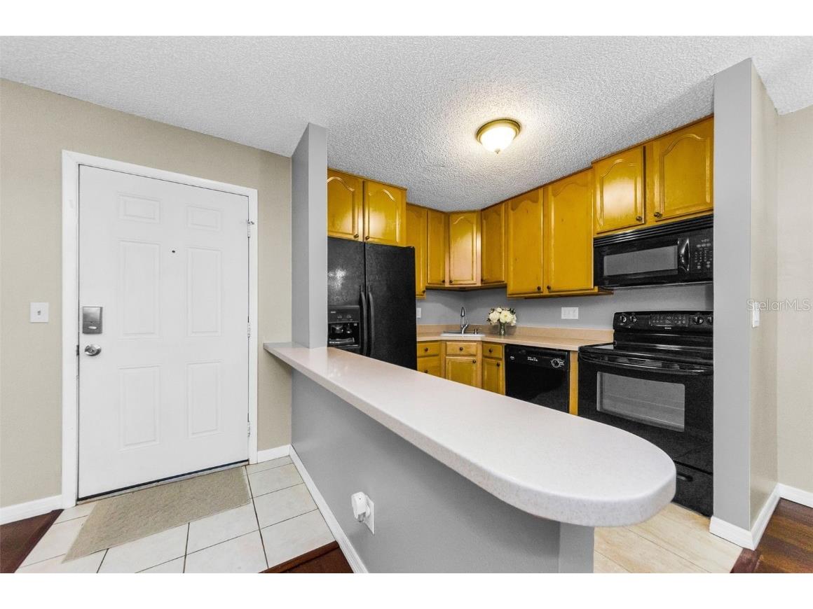 3295 Fox Chase Circle N #104 Palm Harbor FL 34683 TB8426115 image5