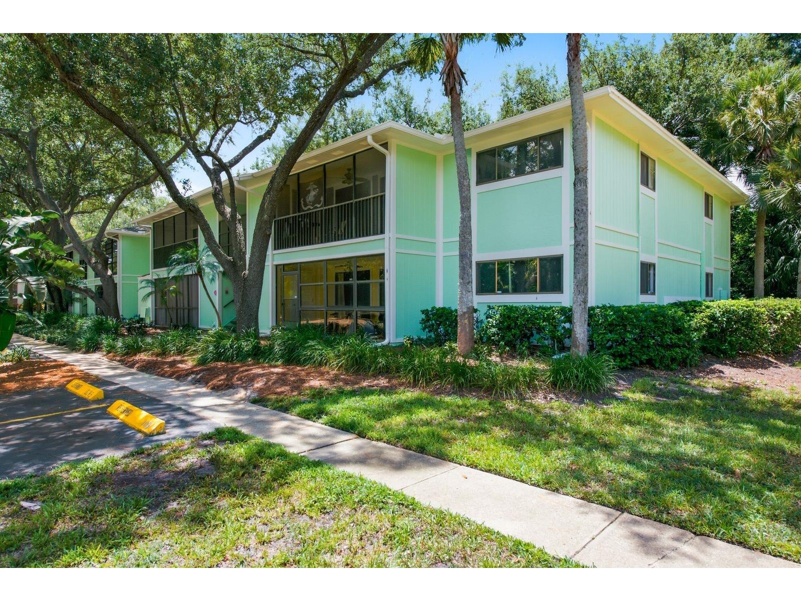 3295 Fox Chase Circle N #207 Palm Harbor FL 34683 TB8527844 image2