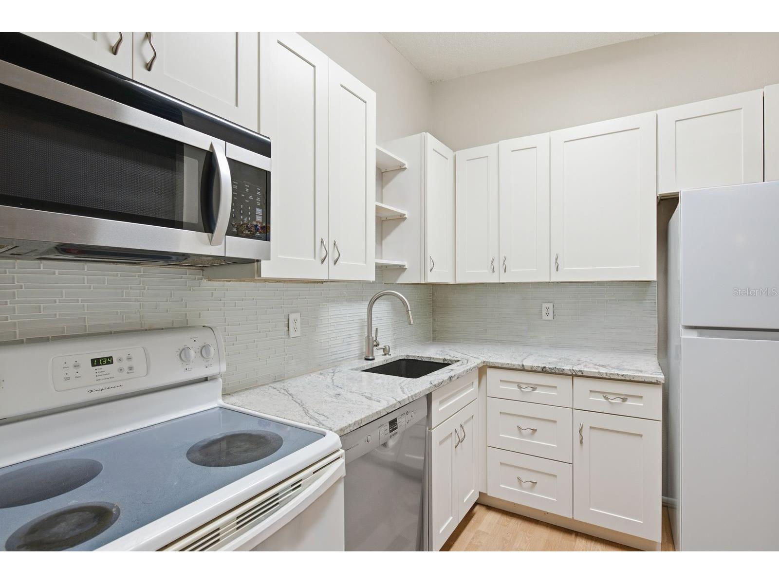 3295 Fox Chase Circle N #207 Palm Harbor FL 34683 TB8527844 image8