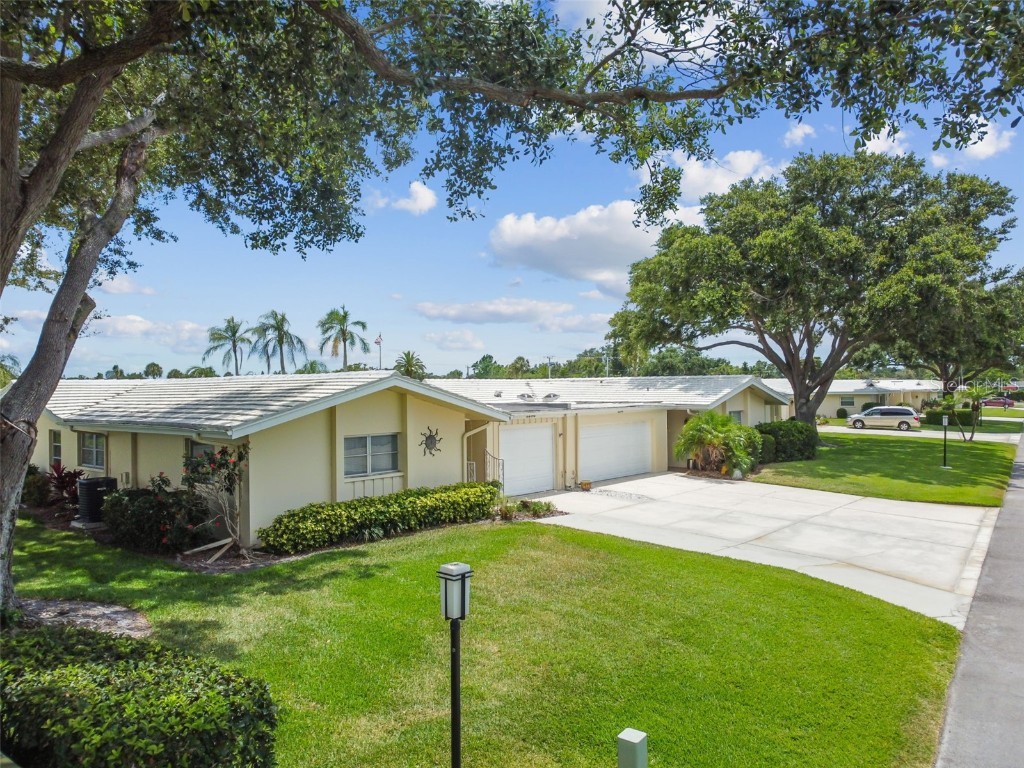 3296 Brockton Lane #603 Sarasota FL 34239 A4571314 image1