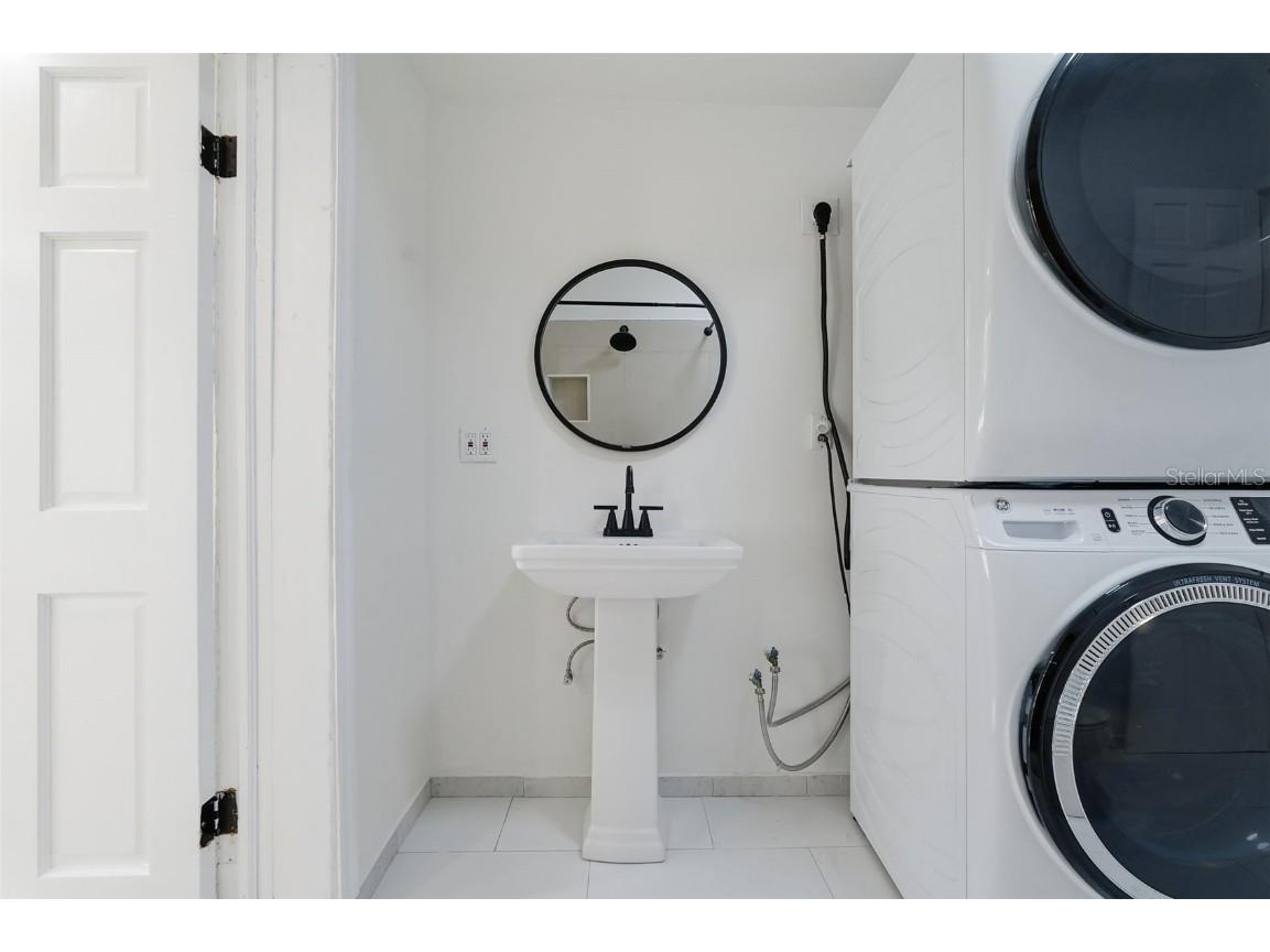 3297 Hillsdale Avenue Largo FL 33774 TB8443804 image15