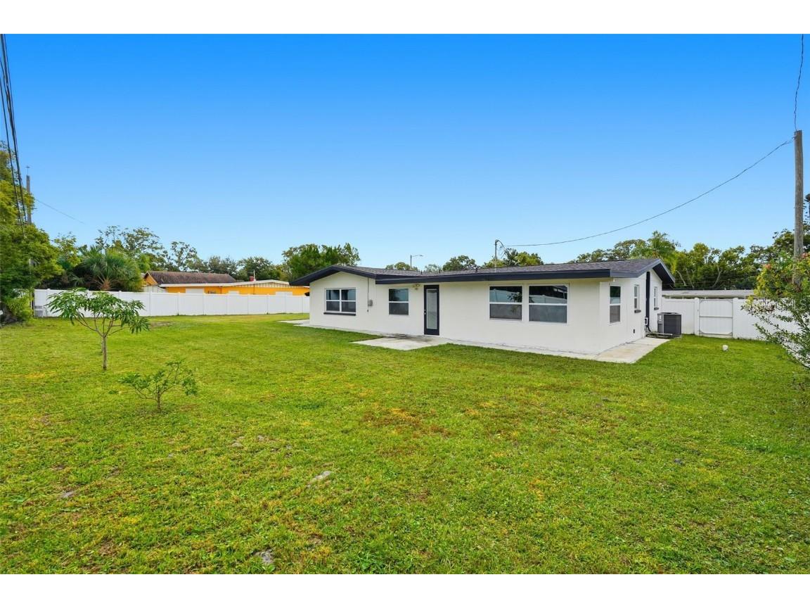 3297 Hillsdale Avenue Largo FL 33774 TB8443804 image25