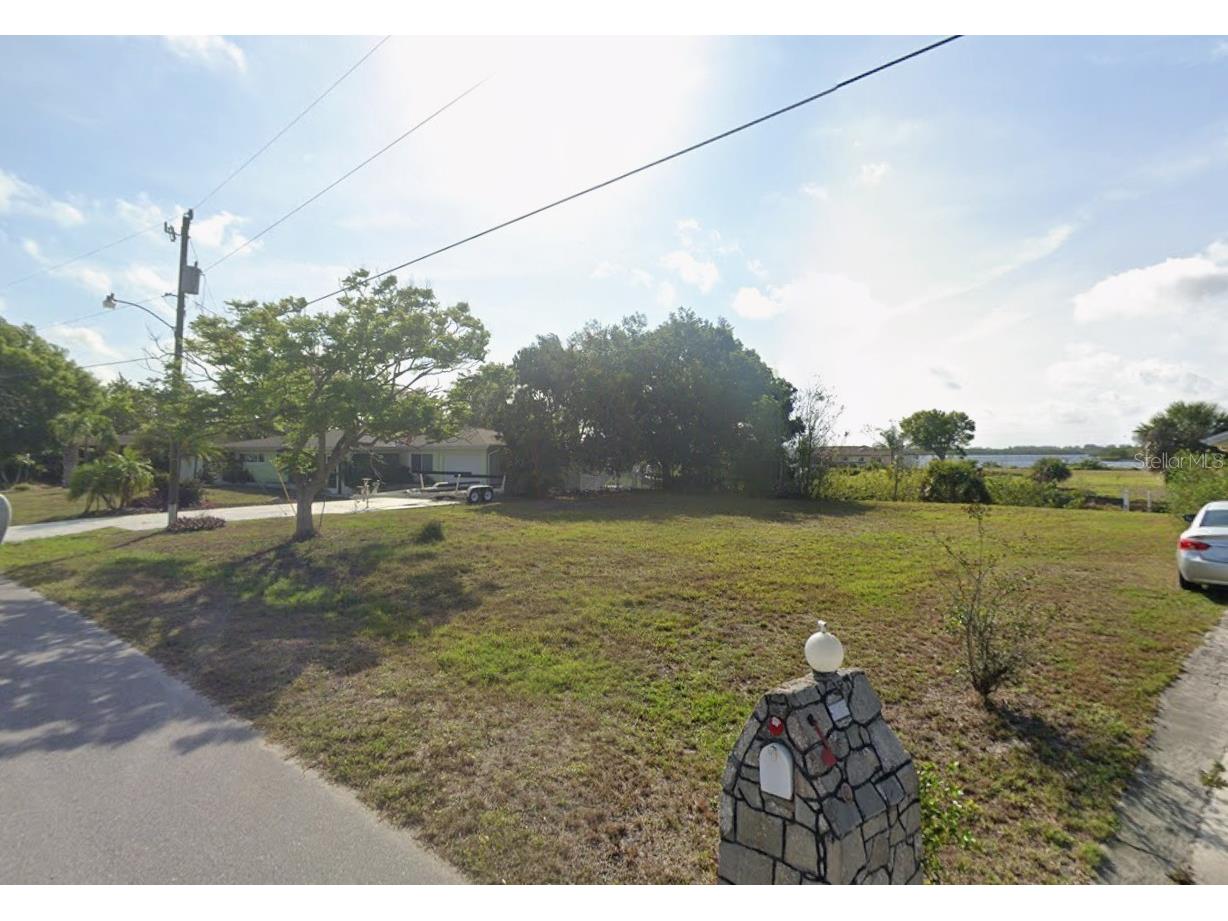 3298 Daytona Drive Punta Gorda FL 33983 - SAN SALVADOR CANAL D6147148 image4