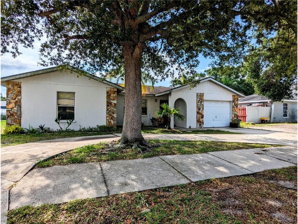 3299 Lalani Boulevard Sarasota FL 34232 A4574681 image1