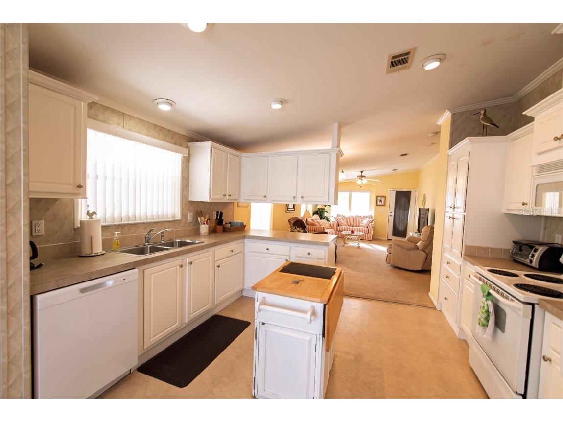 33 Amsterdam Avenue Punta Gorda FL 33950 C7505659 image8