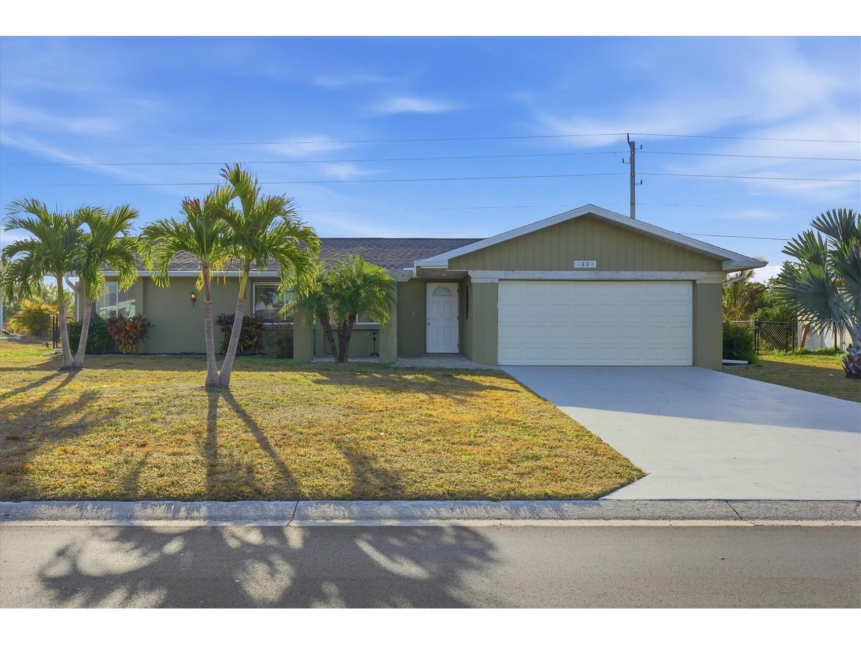 33 Annapolis Lane Rotonda West FL 33947 D6145987 image1