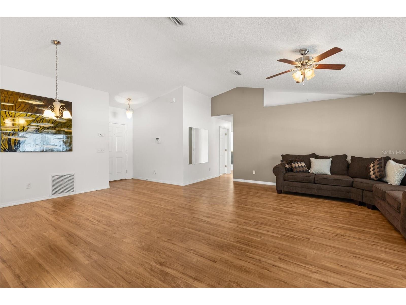 33 Bannerwood Lane Palm Coast FL 32137 V4947302 image5