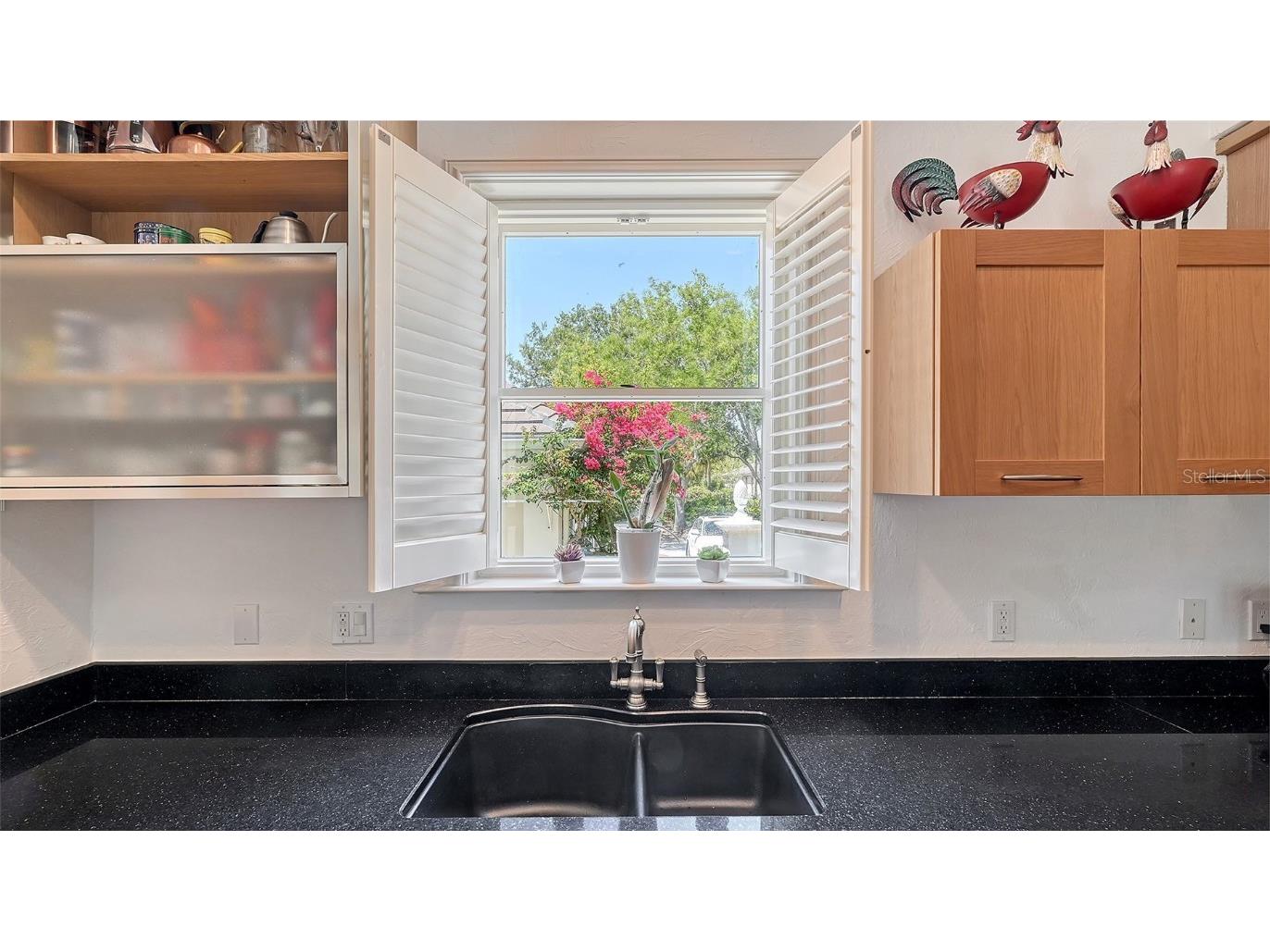 33 Bishops Court Road #118 Osprey FL 34229 A4669237 image24