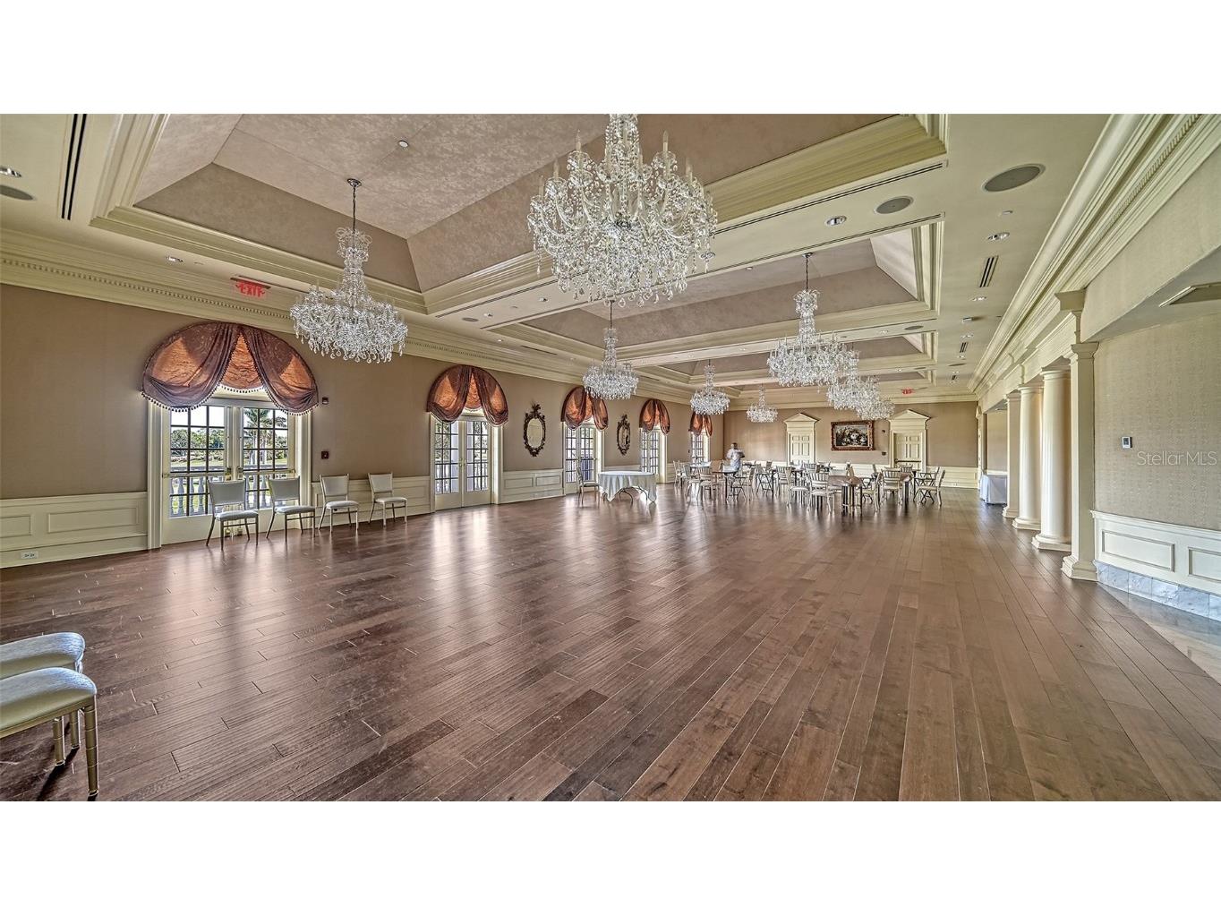 33 Bishops Court Road #118 Osprey FL 34229 A4669237 image60