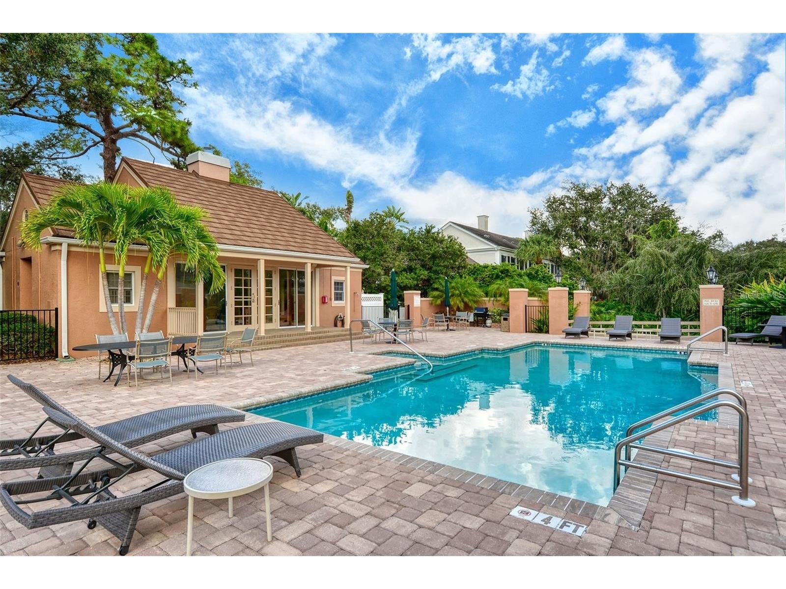 33 Bishops Court Road #118 Osprey FL 34229 A4678425 image45