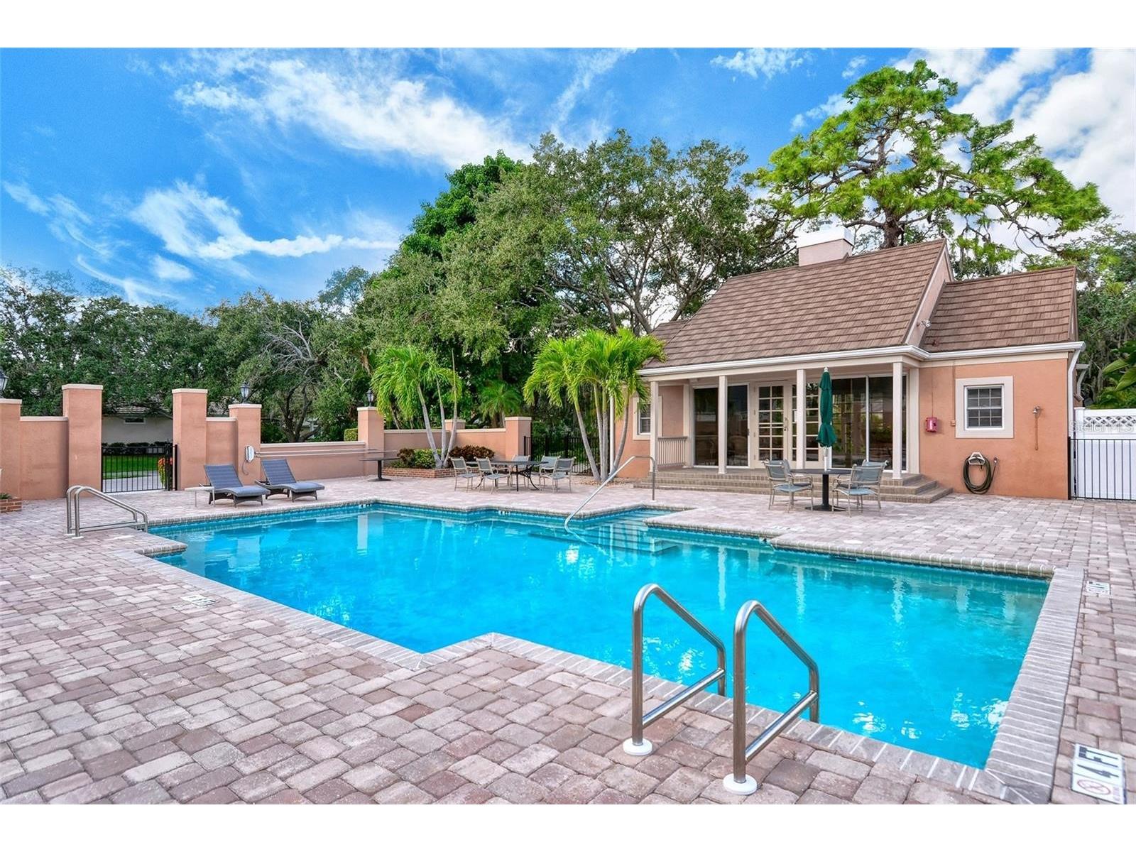 33 Bishops Court Road #118 Osprey FL 34229 A4678425 image46