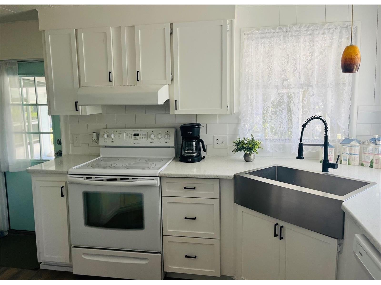 33 Bobcat Trail Wildwood FL 34785 - LAKE OKAHUMPKA G5111414 image6