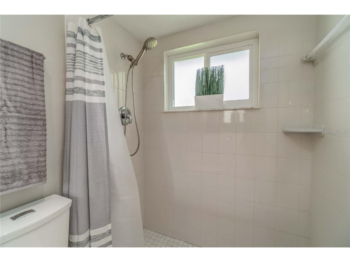 33 Caddy Road Rotonda West FL 33947 - OAKLAND HILLS CREEK A4672266 image20