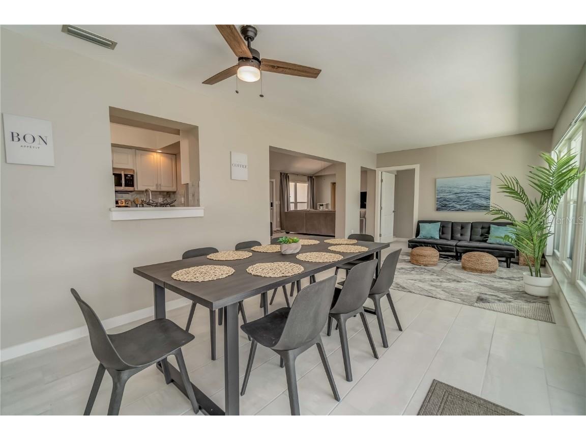 33 Caddy Road Rotonda West FL 33947 - OAKLAND HILLS CREEK A4673763 image11