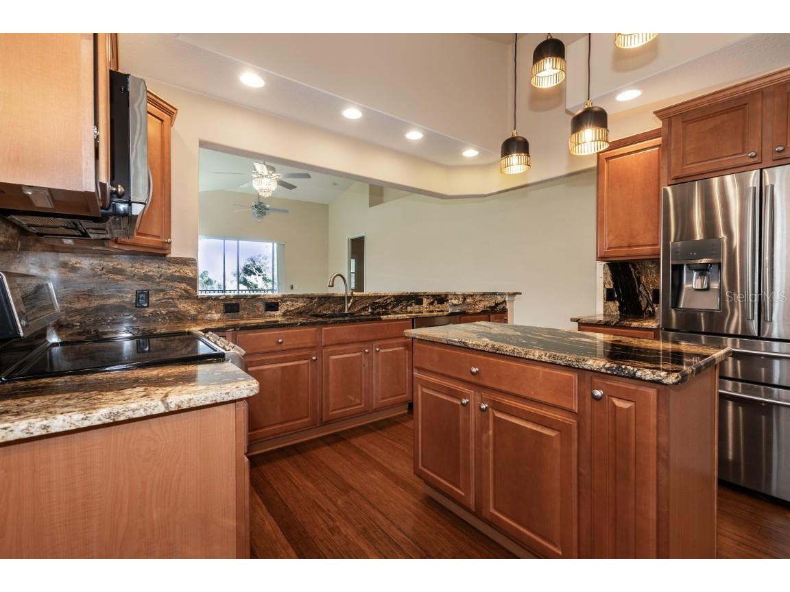 33 Camino Real #303 Howey In The Hills FL 34737 - LAKE HARRIS G5104869 image11