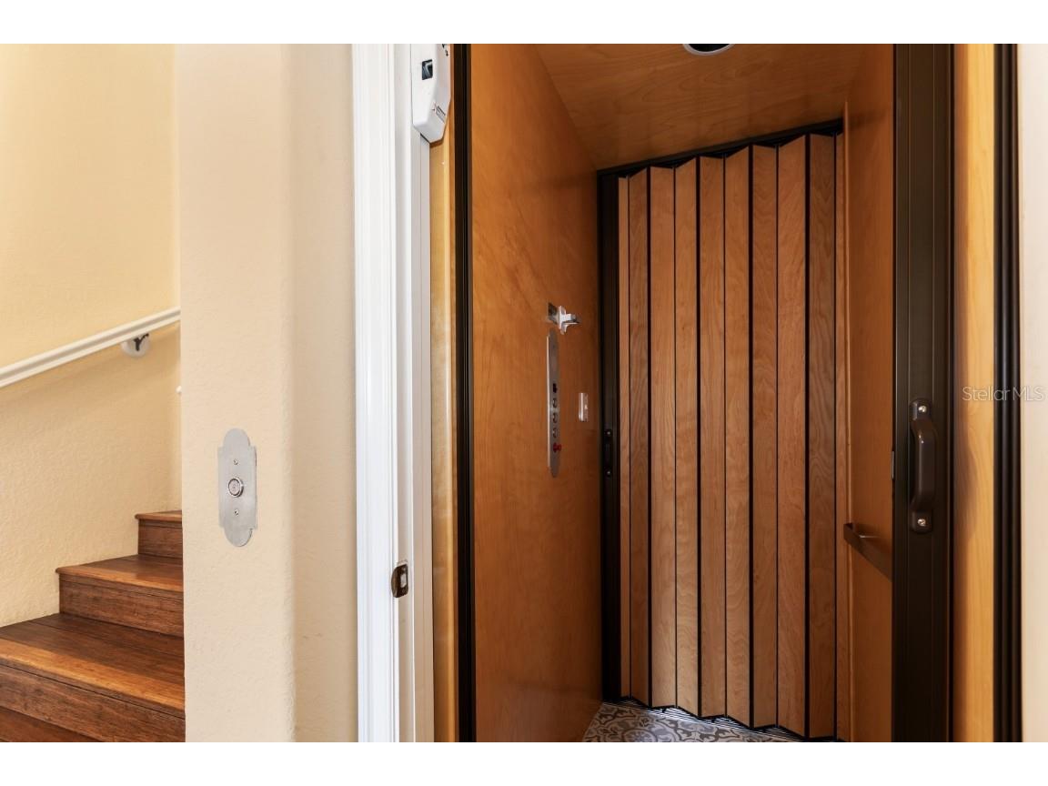 33 Camino Real #303 Howey In The Hills FL 34737 - LAKE HARRIS G5104869 image5