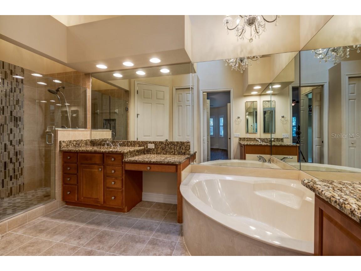 33 Camino Real #303 Howey In The Hills FL 34737 - LAKE HARRIS G5104869 image9