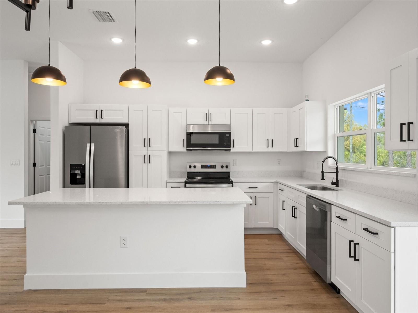 33 Fisher Place Ocklawaha FL 32179 O6394827 image11