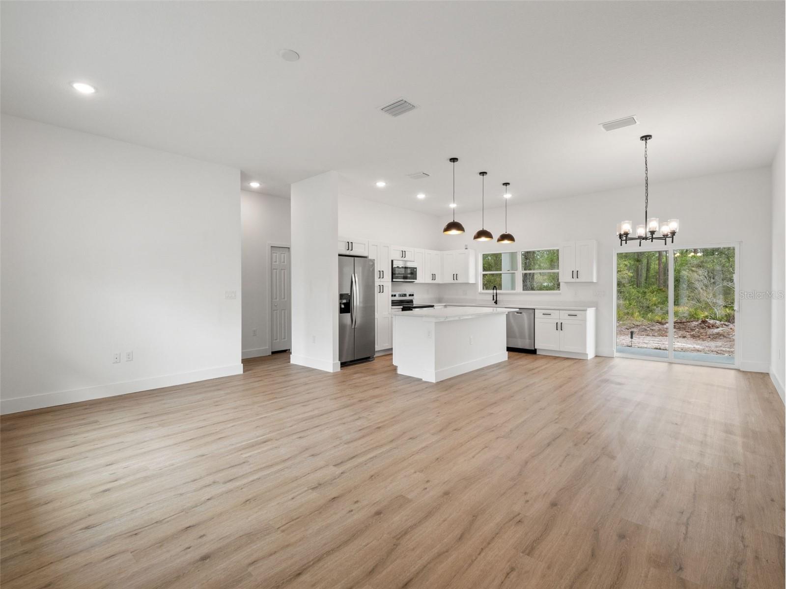 33 Fisher Place Ocklawaha FL 32179 O6394827 image6