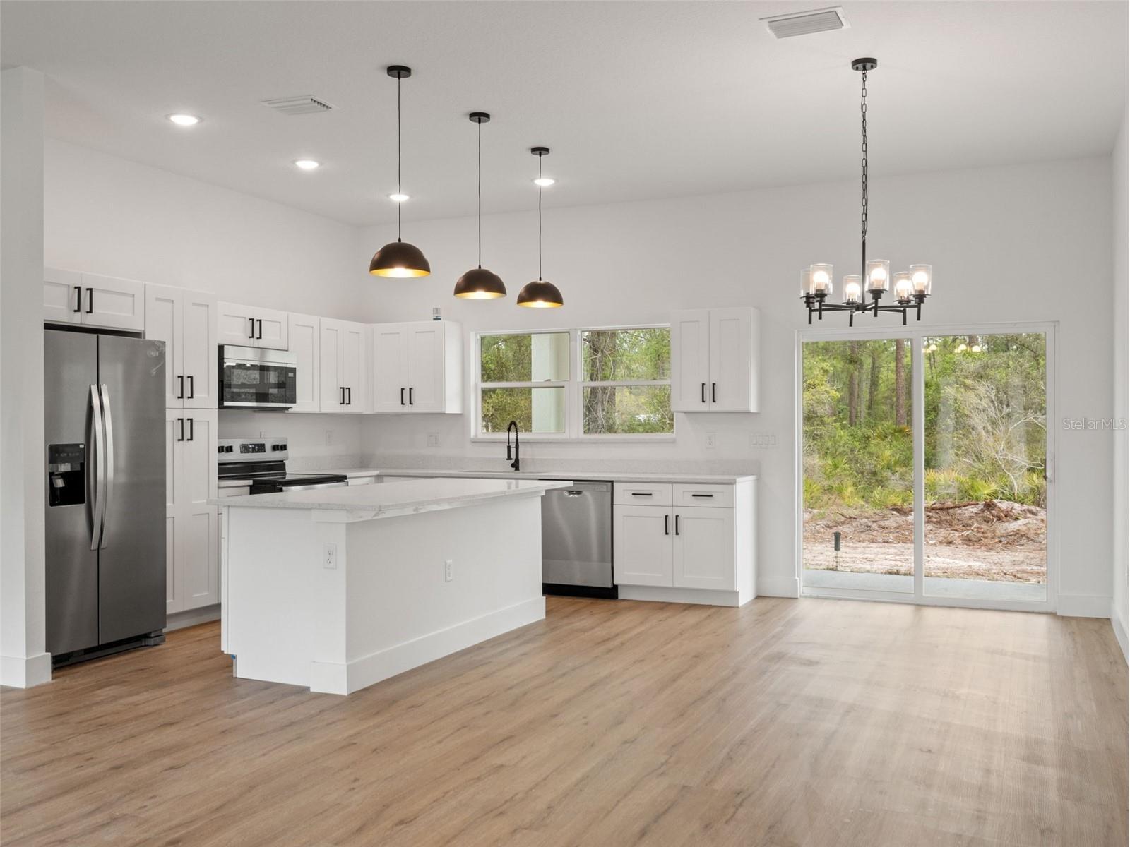 33 Fisher Place Ocklawaha FL 32179 O6394827 image7
