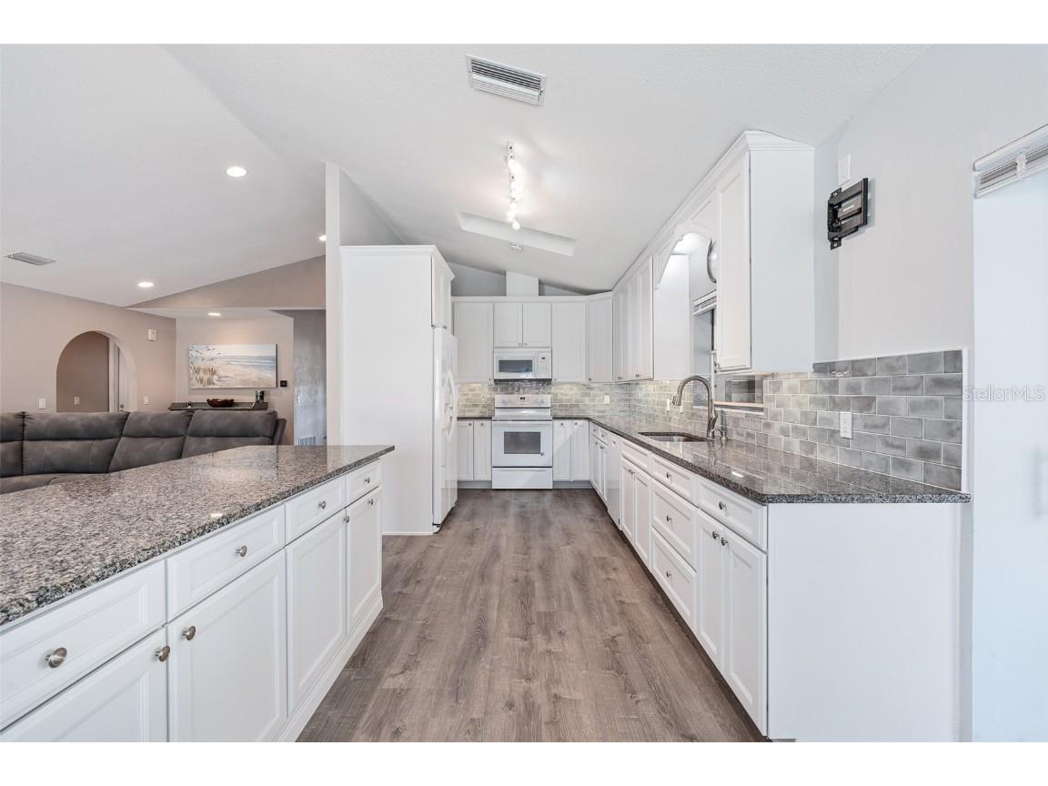 33 Magnolia Drive N Ormond Beach FL 32174 FC314807 image12