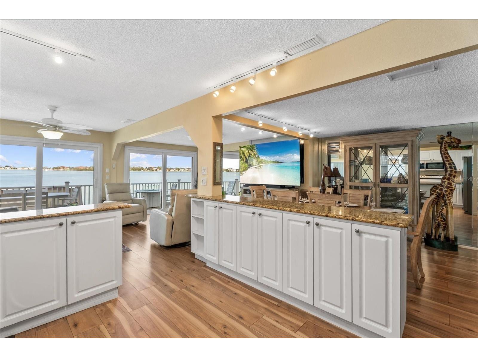 33 N Starboard Drive Venice FL 34285 - ROBERTS BAY A4685555 image12