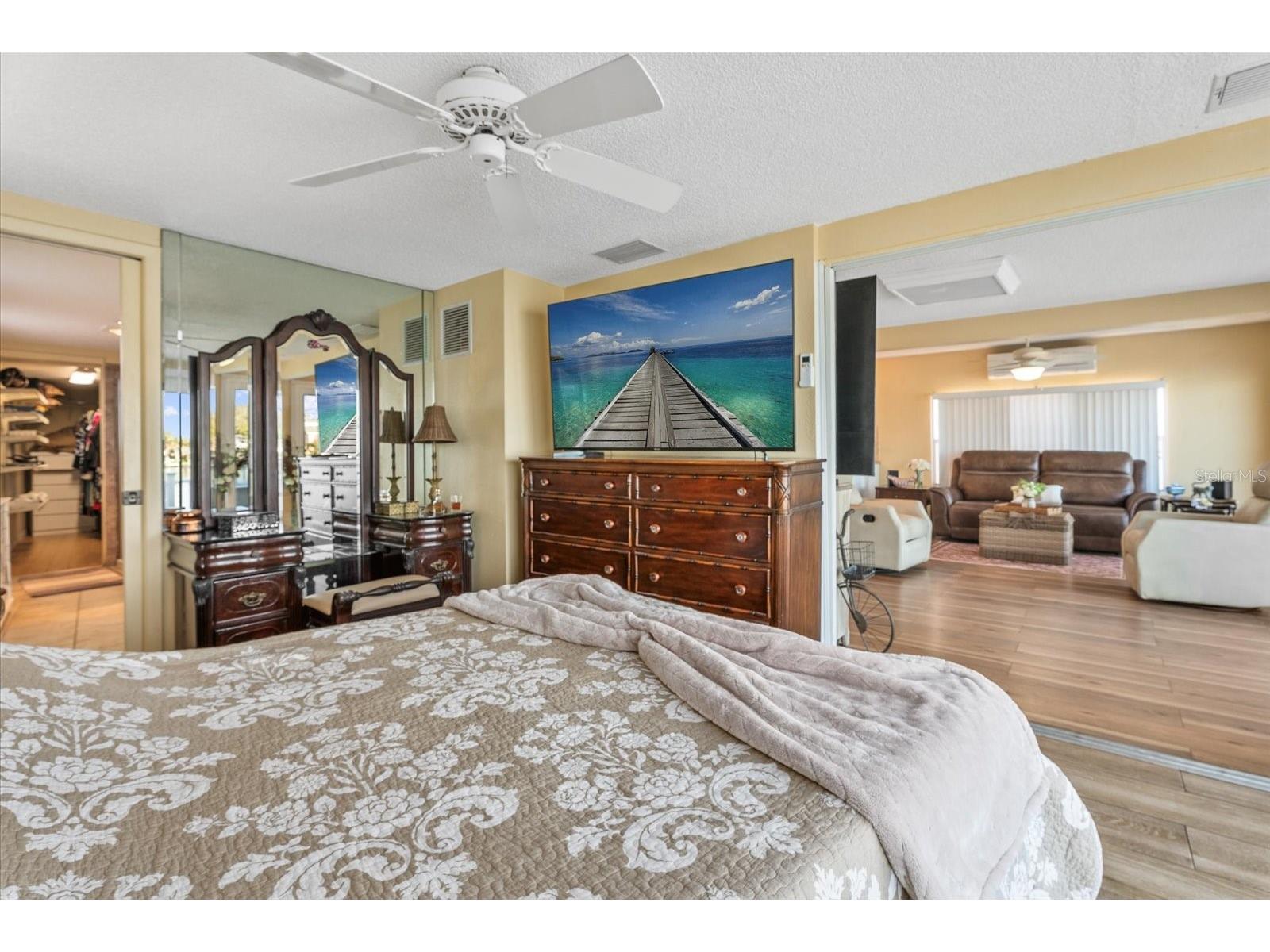 33 N Starboard Drive Venice FL 34285 - ROBERTS BAY A4685555 image23