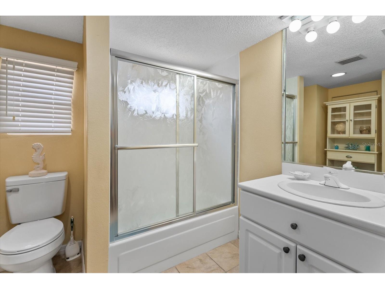 33 N Starboard Drive Venice FL 34285 - ROBERTS BAY A4685555 image28