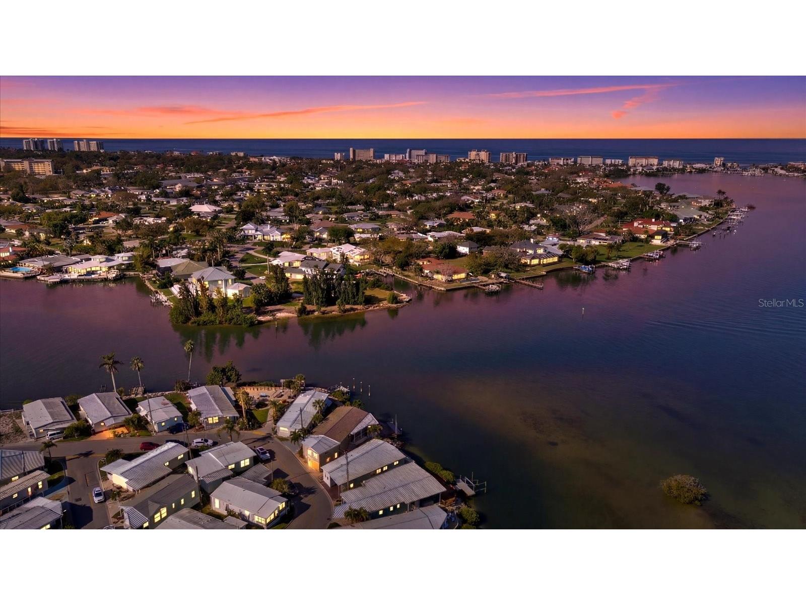 33 N Starboard Drive Venice FL 34285 - ROBERTS BAY A4685555 image4