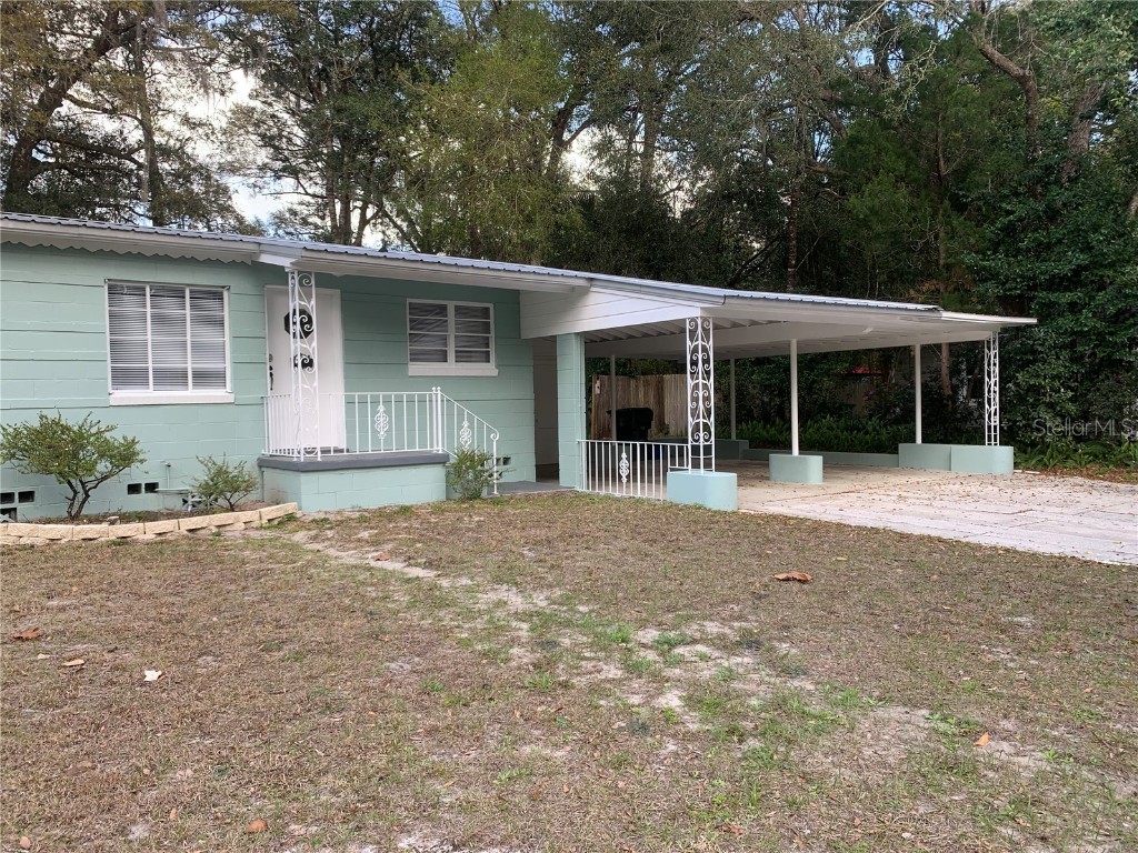 33 N University Circle Deland FL 32724 V4935686 image1