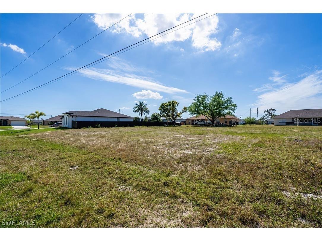 33 NW 15th Terrace Cape Coral FL 33993 TB8516919 image2