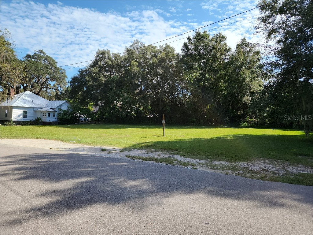 33 NW 3rd Street Williston FL 32696 OM664899 image1