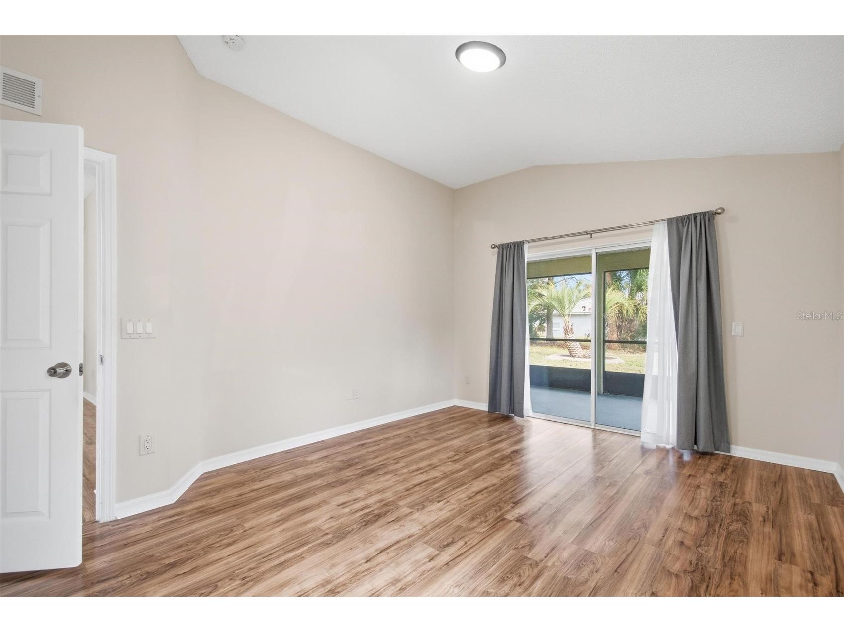 33 Phoenix Lane Palm Coast FL 32164 FC316656 image14